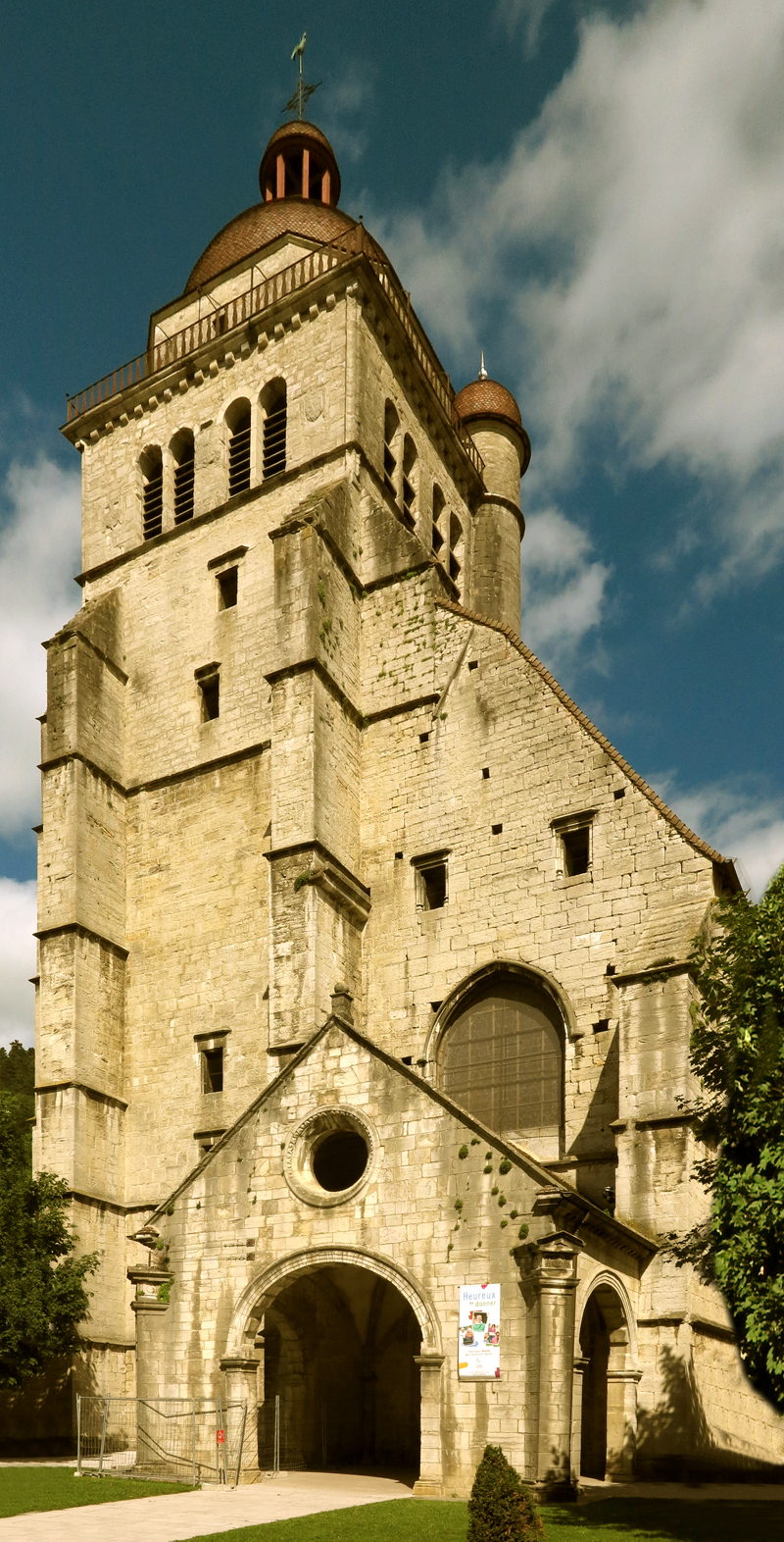 collégiale de Poligny